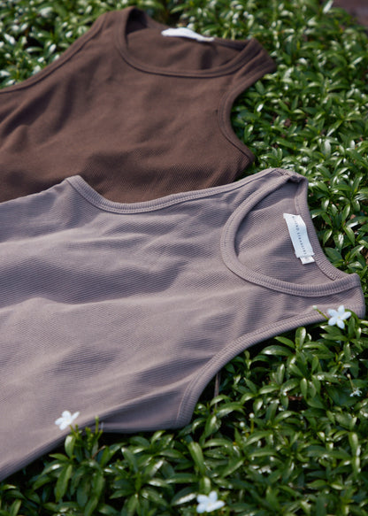 Eve Racer Crop Top in Chocolate